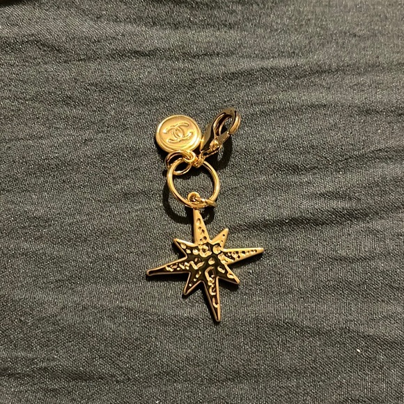 Pendant - Picture 2 of 3
